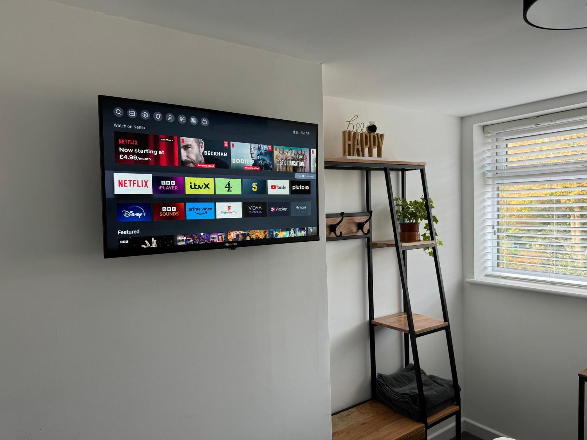 Modern 1 Bed Apartment With Car Parking Bitton Экстерьер фото